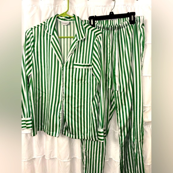 Serenedelicacy pajama set - Picture 2 of 3